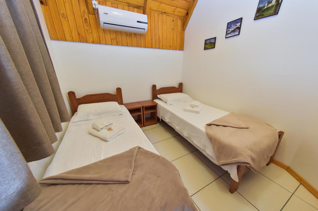 Hotel Vila Dos Alpes Treze Tílias Dış mekan fotoğraf